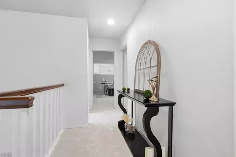 Entry Way - 1164 Hidden Mdw, Manteca, CA 95337 photo 4 of 4
