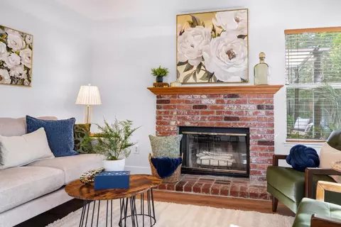 Living - 1164 Hidden Mdw, Manteca, CA 95337 photo 3 of 3
