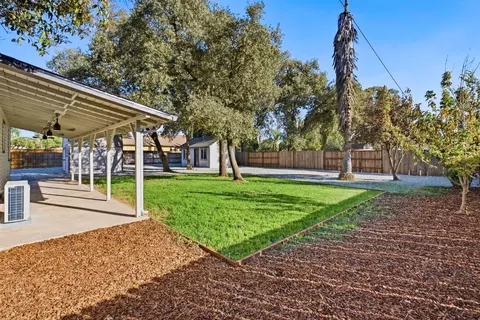 Exterior - 3914 Emerson, Acampo, CA 95220 photo 5 of 12