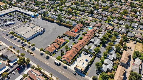 View/Area - 184 E Grantline Rd #184, Tracy, CA 95376 photo 9 of 11