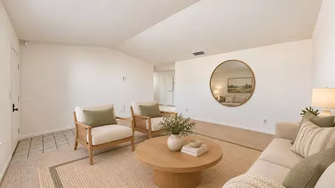 Living - 184 E Grantline Rd #184, Tracy, CA 95376 photo 4 of 4