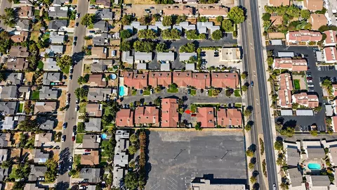 View/Area - 184 E Grantline Rd #184, Tracy, CA 95376 photo 7 of 11