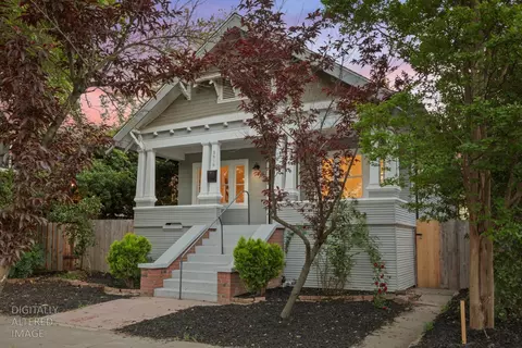 2616 Q St, Sacramento, CA 95816