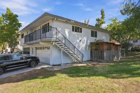 4716 Greenholme Dr #4, Sacramento, CA 95842