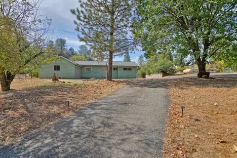 Exterior - 5270 Newtown Rd, Placerville, CA 95667 photo 1 of 9