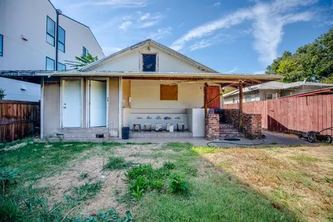 217 5th St, West Sacramento, CA 95605