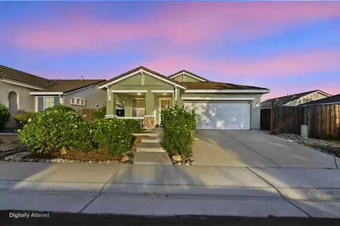 10101 Waterfield Dr, Elk Grove, CA 95757