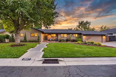 2821 Stafford Way, Sacramento, CA 95821