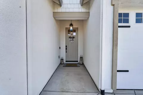 Entry Way - 3205 Chickadee Ct, Rocklin, CA 95765 photo 1 of 3