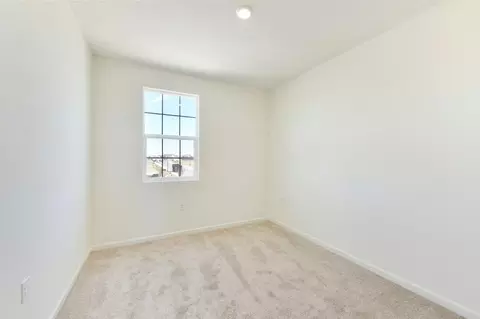 Bedroom - 266 Victorious St, Manteca, CA 95337 photo 4 of 10