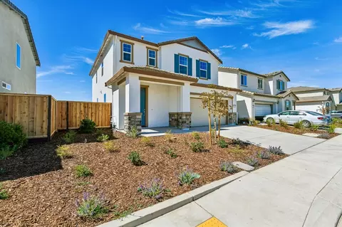 Exterior - 266 Victorious St, Manteca, CA 95337 photo 3 of 7