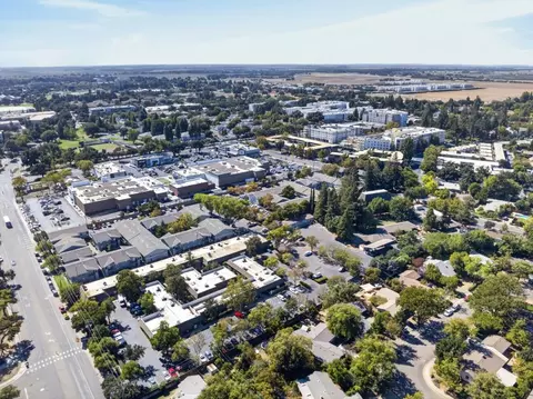 View/Area - 801 N Campus Way, Davis, CA 95616 photo 11 of 13