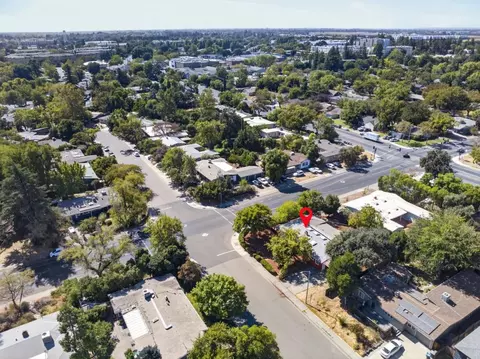 View/Area - 801 N Campus Way, Davis, CA 95616 photo 6 of 13