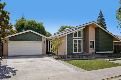 Exterior - 2100 Sandpoint Dr, Modesto, CA 95358 photo 3 of 10
