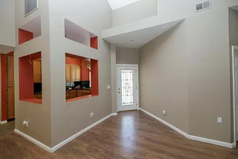 Entry Way - 1144 Copper Lantern Ct, Modesto, CA 95355 photo 1 of 2