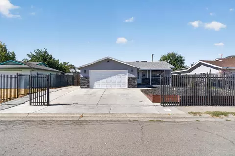 7704 Laurie Way, Sacramento, CA 95832