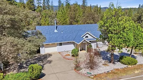 22858 Pleasant Valley Rd, North San Juan, CA 95960