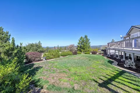 Exterior - 224 Success Mine Loop, Grass Valley, CA 95945 photo 8 of 12