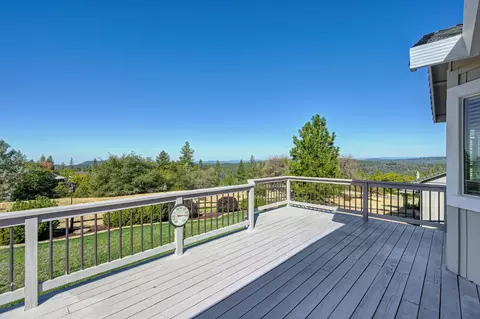Exterior - 224 Success Mine Loop, Grass Valley, CA 95945 photo 2 of 12
