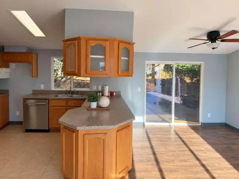 Kitchen - 19955 Rough And Ready Trl, Sonora, CA 95370 photo 2 of 2