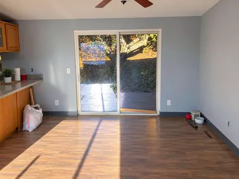 Living - 19955 Rough And Ready Trl, Sonora, CA 95370 photo 2 of 4