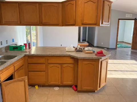 Kitchen - 19955 Rough And Ready Trl, Sonora, CA 95370 photo 1 of 2