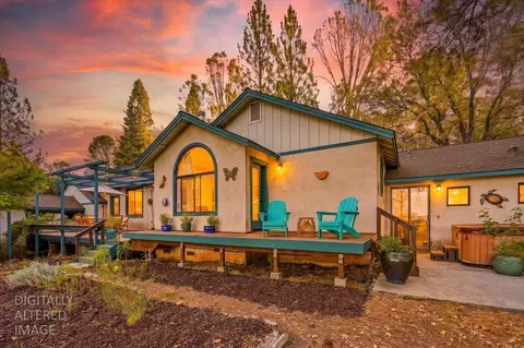 22435 Montezuma Ln, Nevada City, CA 95959