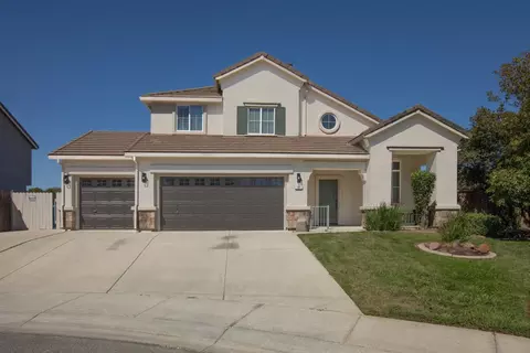181 Royal River Dr, Yuba City, CA 95991