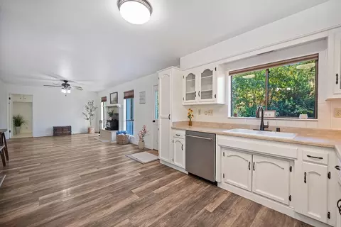 Kitchen - 21440 Snooks Rd, Colfax, CA 95713 photo 1 of 5