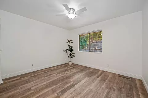Bedroom - 21440 Snooks Rd, Colfax, CA 95713 photo 2 of 4