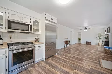Kitchen - 21440 Snooks Rd, Colfax, CA 95713 photo 2 of 5