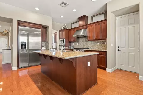 Kitchen - 2209 Starflower Dr, Tracy, CA 95376 photo 2 of 9