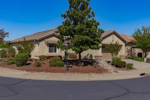 620 Blossom Ln, Lincoln, CA 95648