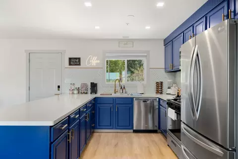 Kitchen - 14268 State Highway 160, Ryde, CA 95680 photo 7 of 11