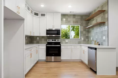 Kitchen - 14268 State Highway 160, Ryde, CA 95680 photo 2 of 11