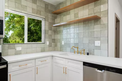 Kitchen - 14268 State Highway 160, Ryde, CA 95680 photo 3 of 11