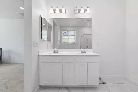 Entry Way - 1589 Lantern Way, Hughson, CA 95326 photo 6 of 6