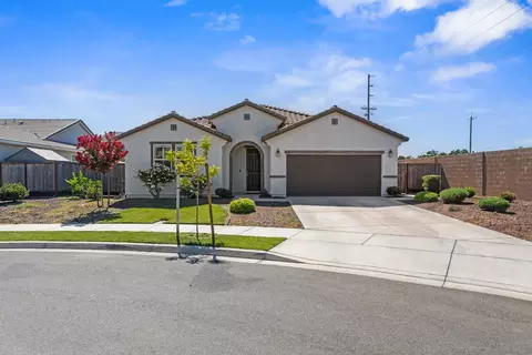 1589 Lantern Way, Hughson, CA 95326
