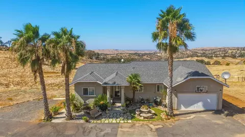9573 Dolorosa St, La Grange, CA 95329