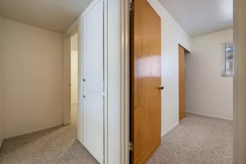 Entry Way - 913 Sylvia St, Gustine, CA 95322 photo 5 of 6