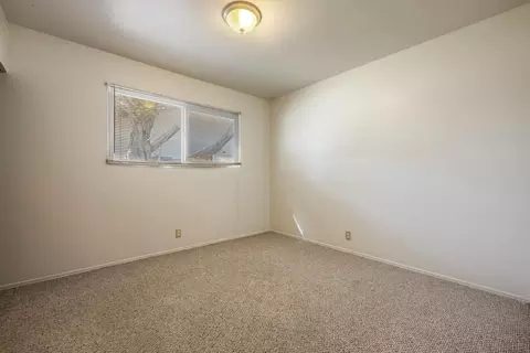 Bedroom - 913 Sylvia St, Gustine, CA 95322 photo 2 of 5