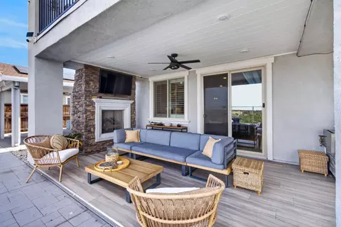 Exterior - 2315 Ranch View Dr, Rocklin, CA 95765 photo 11 of 17