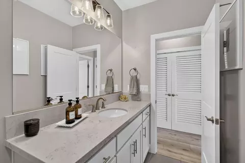 Bath - 2315 Ranch View Dr, Rocklin, CA 95765 photo 12 of 12