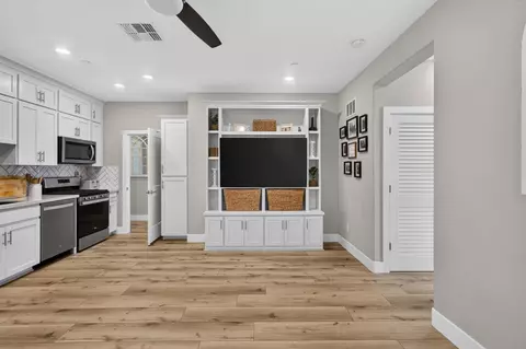 Entry Way - 2315 Ranch View Dr, Rocklin, CA 95765 photo 16 of 19
