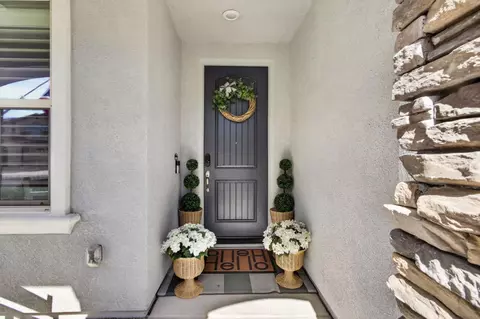 Entry Way - 2315 Ranch View Dr, Rocklin, CA 95765 photo 1 of 19