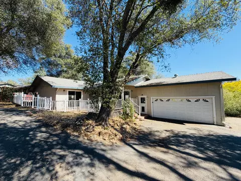 3718 Cambridge Rd, Cameron Park, CA 95682