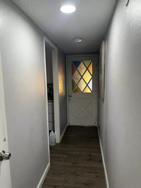 Entry Way - 801 Jackson St, Winters, CA 95694 photo 1 of 2