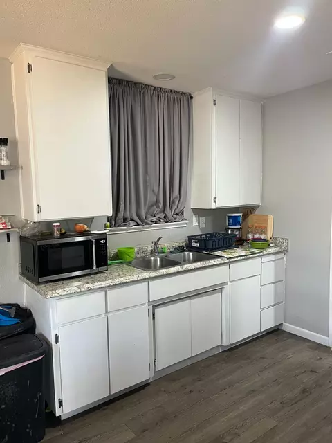 Kitchen - 801 Jackson St, Winters, CA 95694 photo 1 of 2