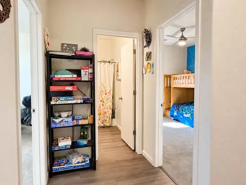 Entry Way - 1669 Oleander Ave, Manteca, CA 95337 photo 3 of 3