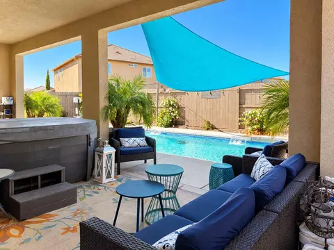 Exterior - 1669 Oleander Ave, Manteca, CA 95337 photo 3 of 7